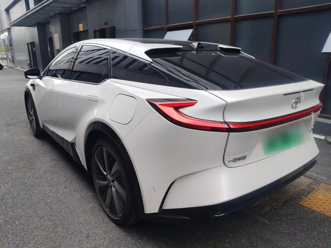 Toyota bZ5 2025 Model 550 PRO Smart Driving Edition — миниатюра 4
