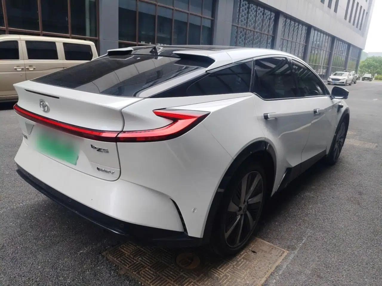 Toyota bZ5 2025 Model 550 PRO Smart Driving Edition — миниатюра 6