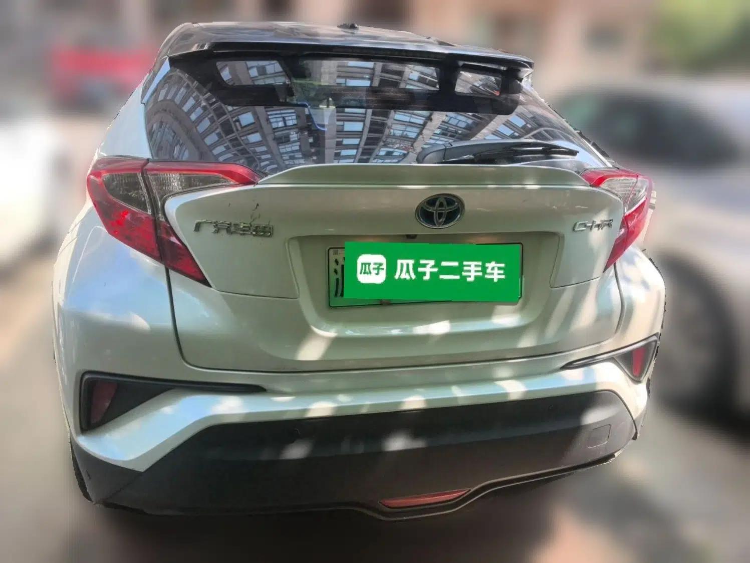 Toyota C-HR EV 2020 Luxury Sunroof Edition — миниатюра 5