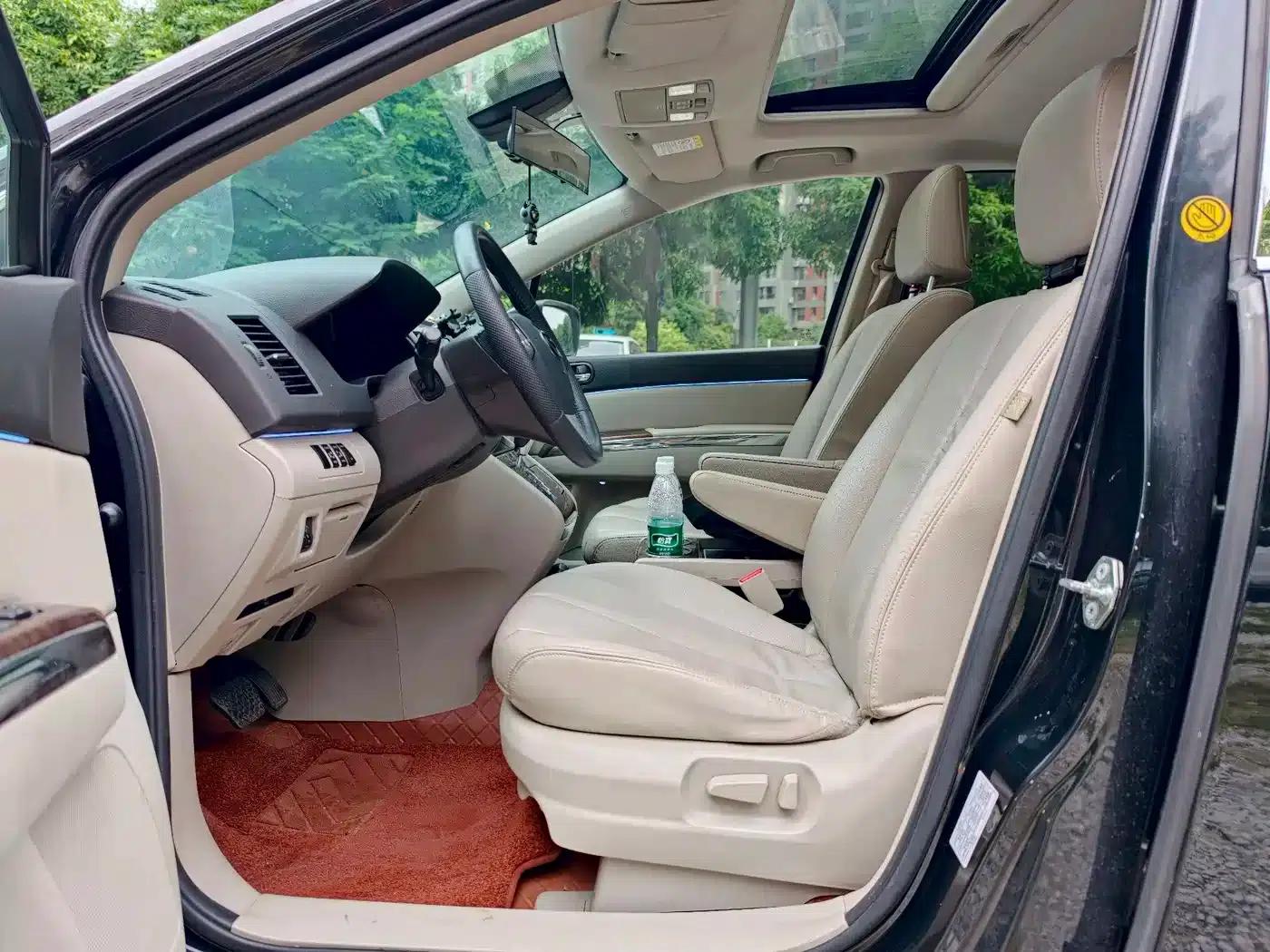 Mazda 8 2013 2.5L Supreme Edition — миниатюра 4