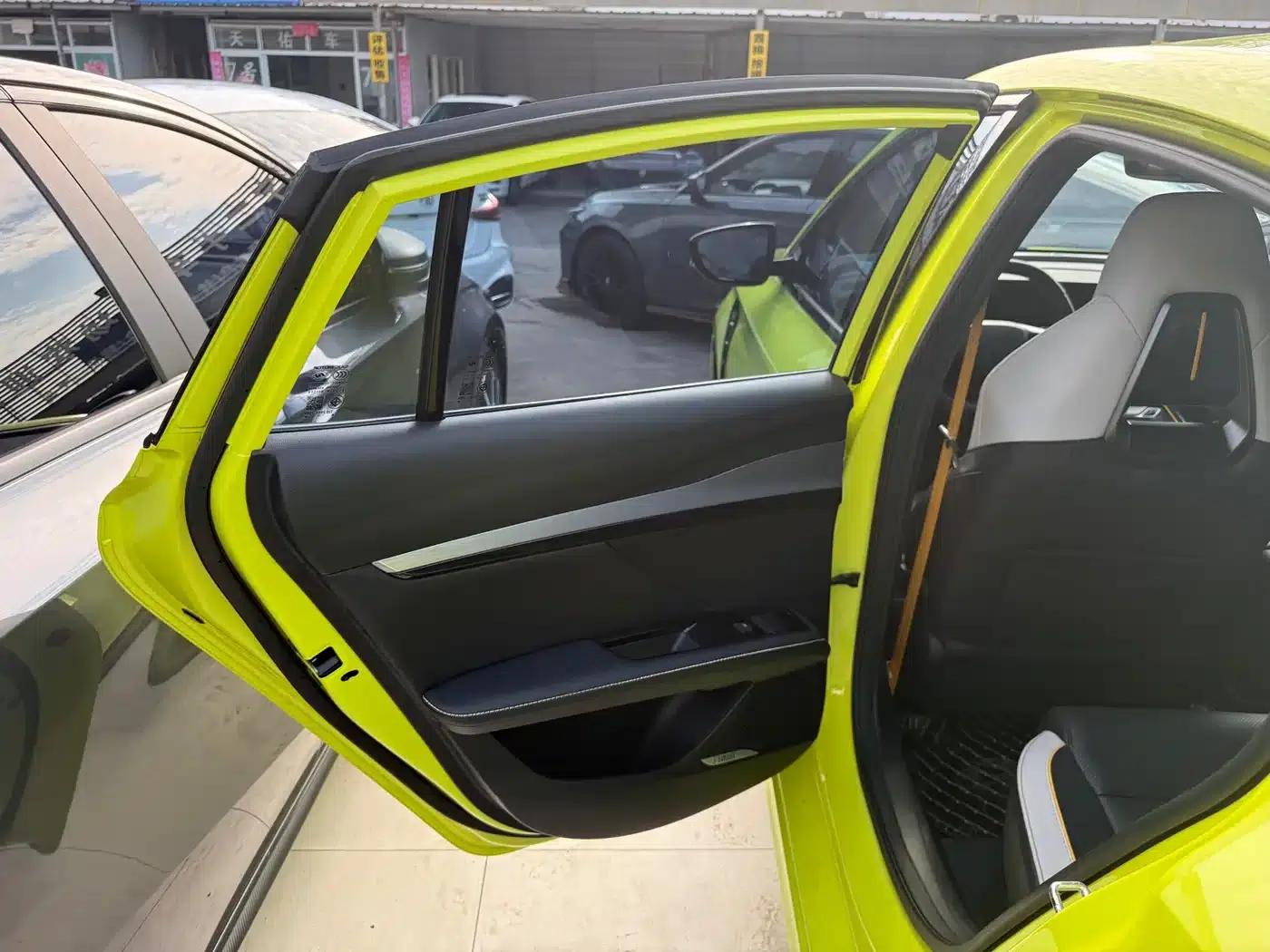 MG5 Scorpio 2022 1.5T Trophy Sport Luxury Edition — миниатюра 15