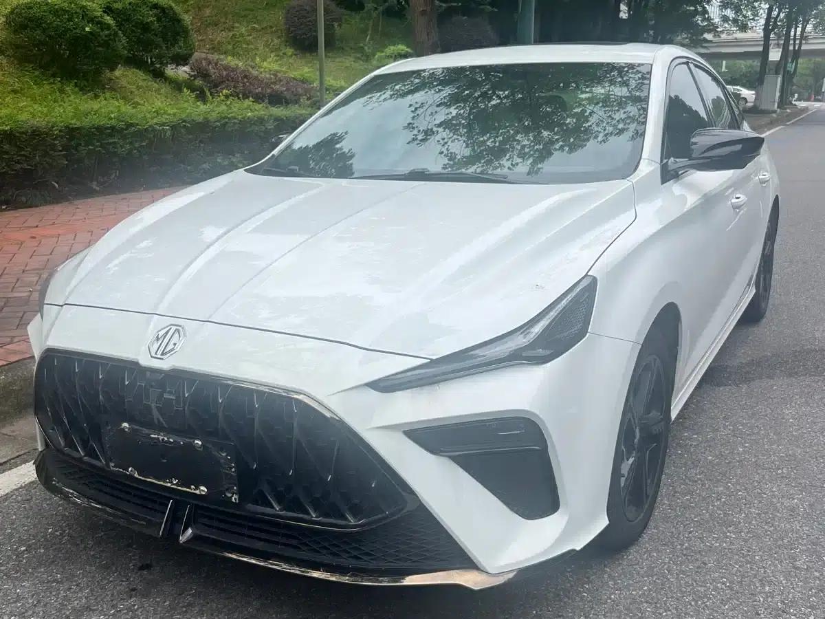 MG5 Scorpio 2022 1.5T Trophy Sport Luxury Edition — миниатюра 2