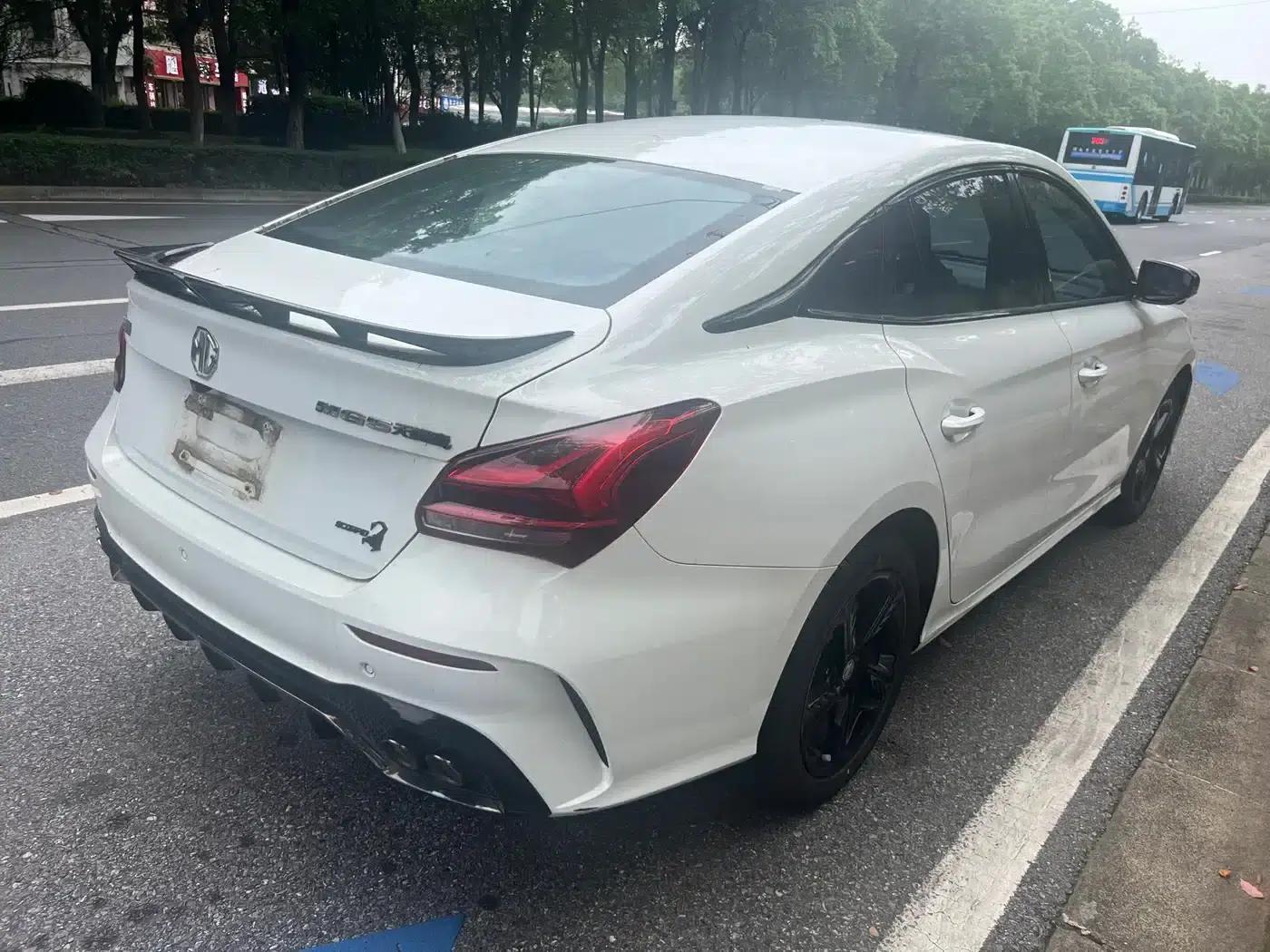 MG5 Scorpio 2022 1.5T Trophy Sport Luxury Edition — миниатюра 12