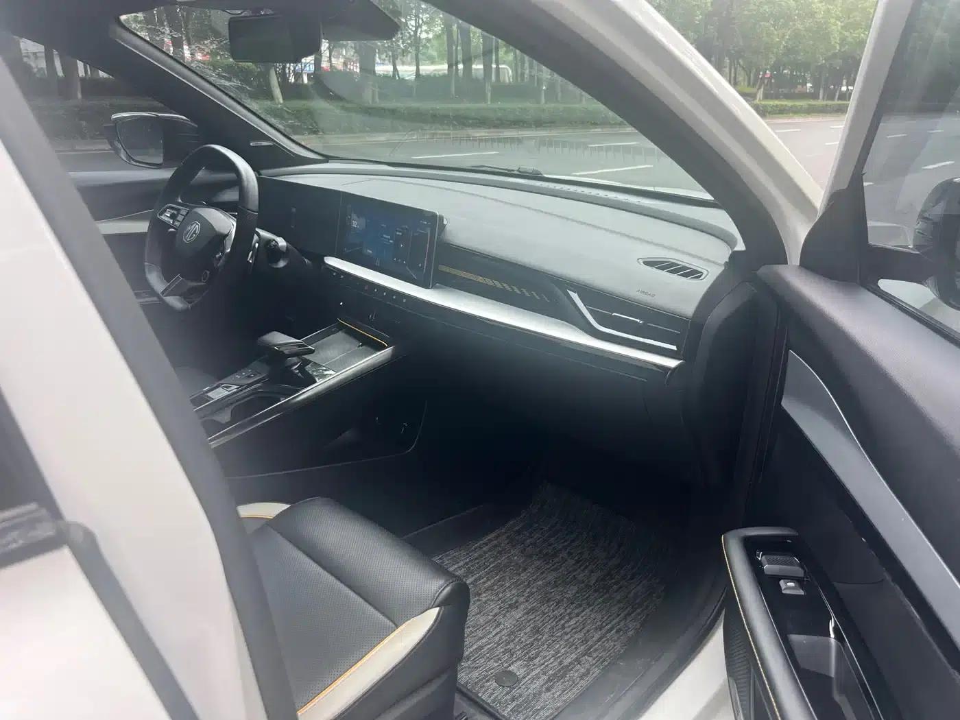 MG5 Scorpio 2022 1.5T Trophy Sport Luxury Edition — миниатюра 7