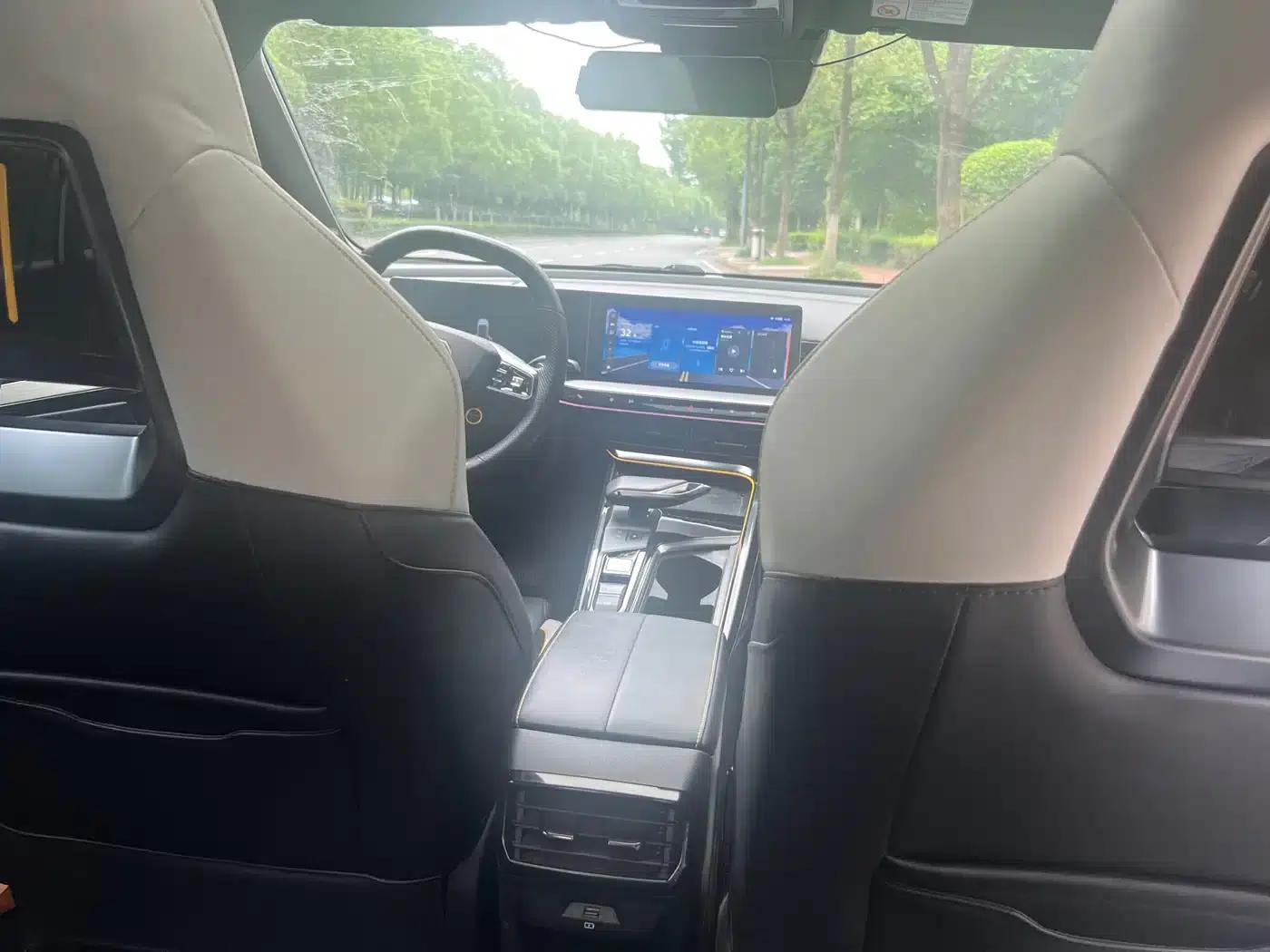 MG5 Scorpio 2022 1.5T Trophy Sport Luxury Edition — миниатюра 8