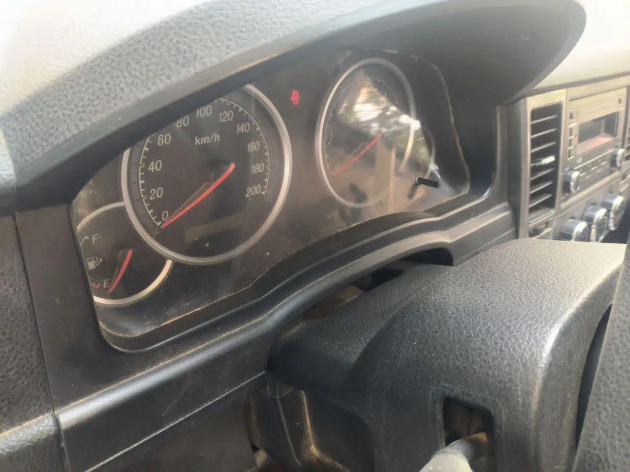 Foton Sapporo 2017 model, 2.8-liter diesel, manual transmission, 5 seats, no sunroof — миниатюра 11