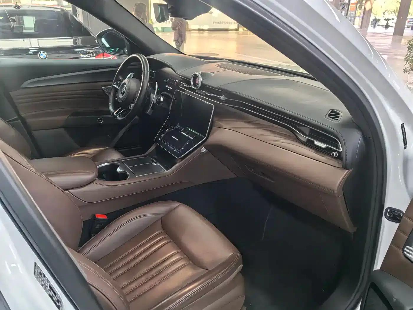 2023 Grecale 2.0T GT — миниатюра 14