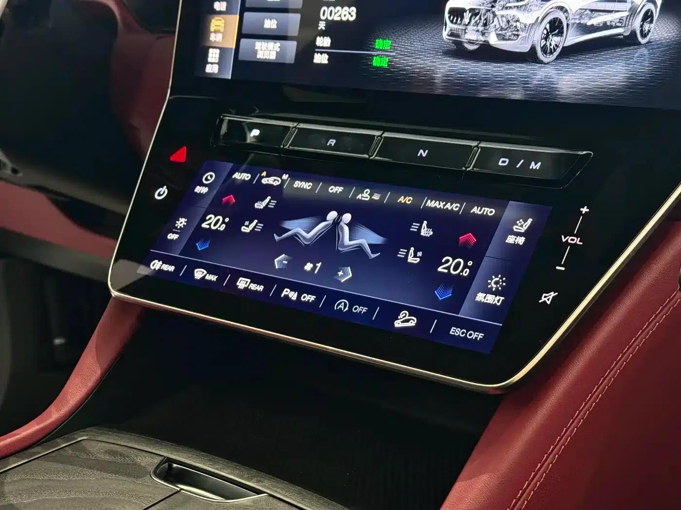 2023 Grecale 2.0T GT — миниатюра 18