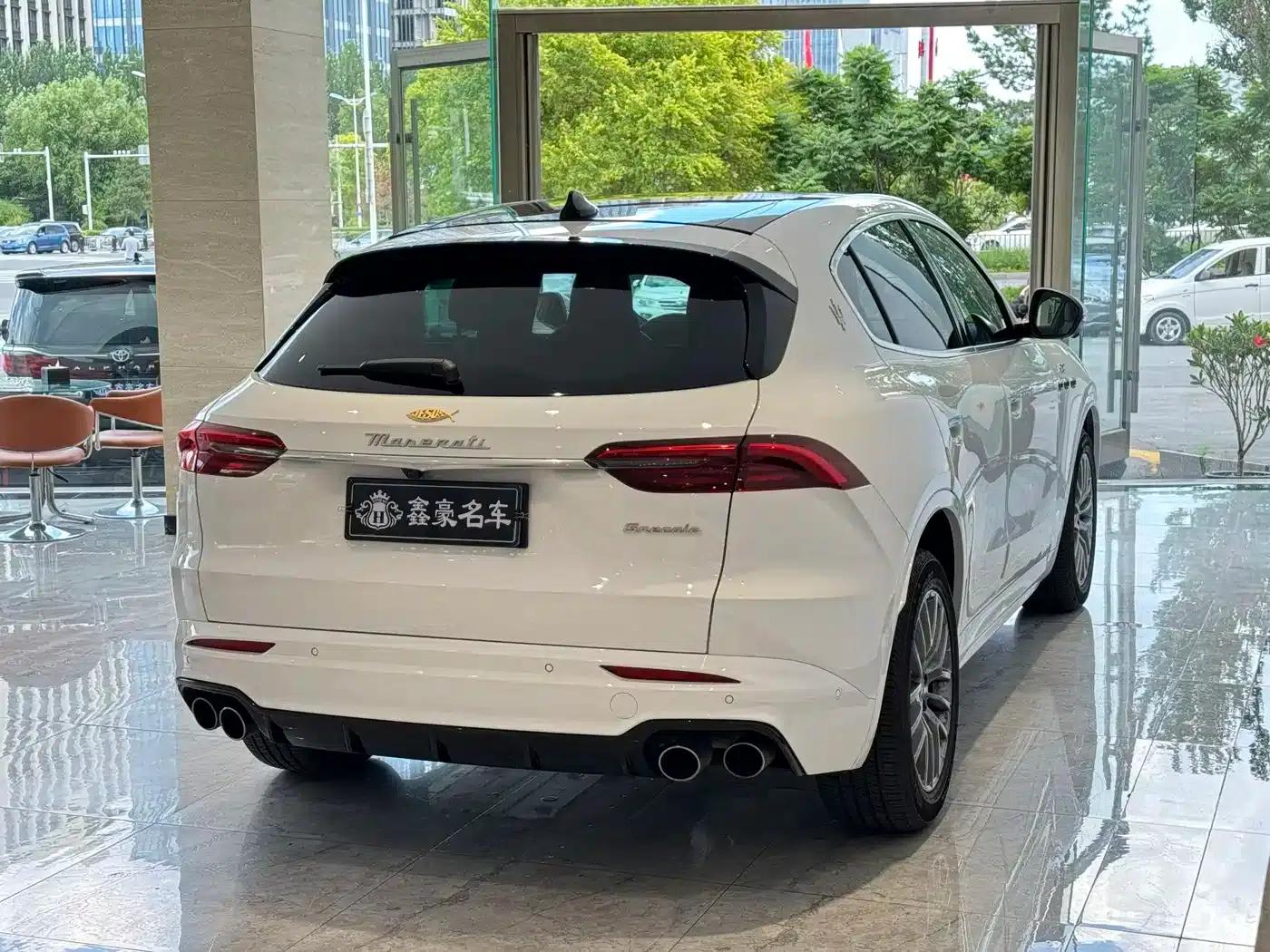 2023 Grecale 2.0T GT — миниатюра 23