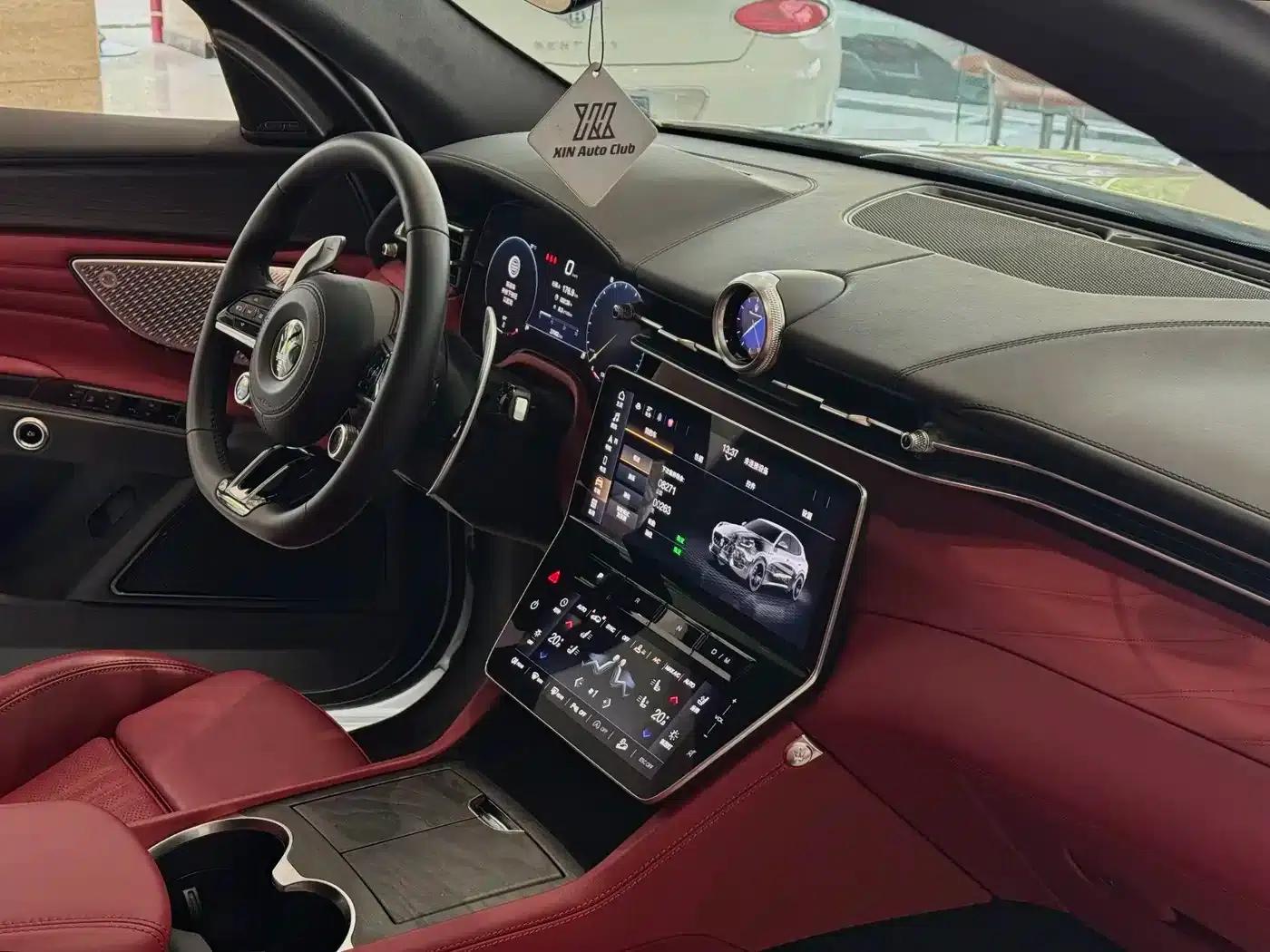 2023 Grecale 2.0T GT — миниатюра 10