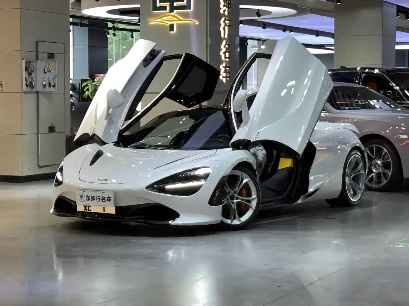 McLaren 720S 2019 4.0T Coupe — миниатюра 1