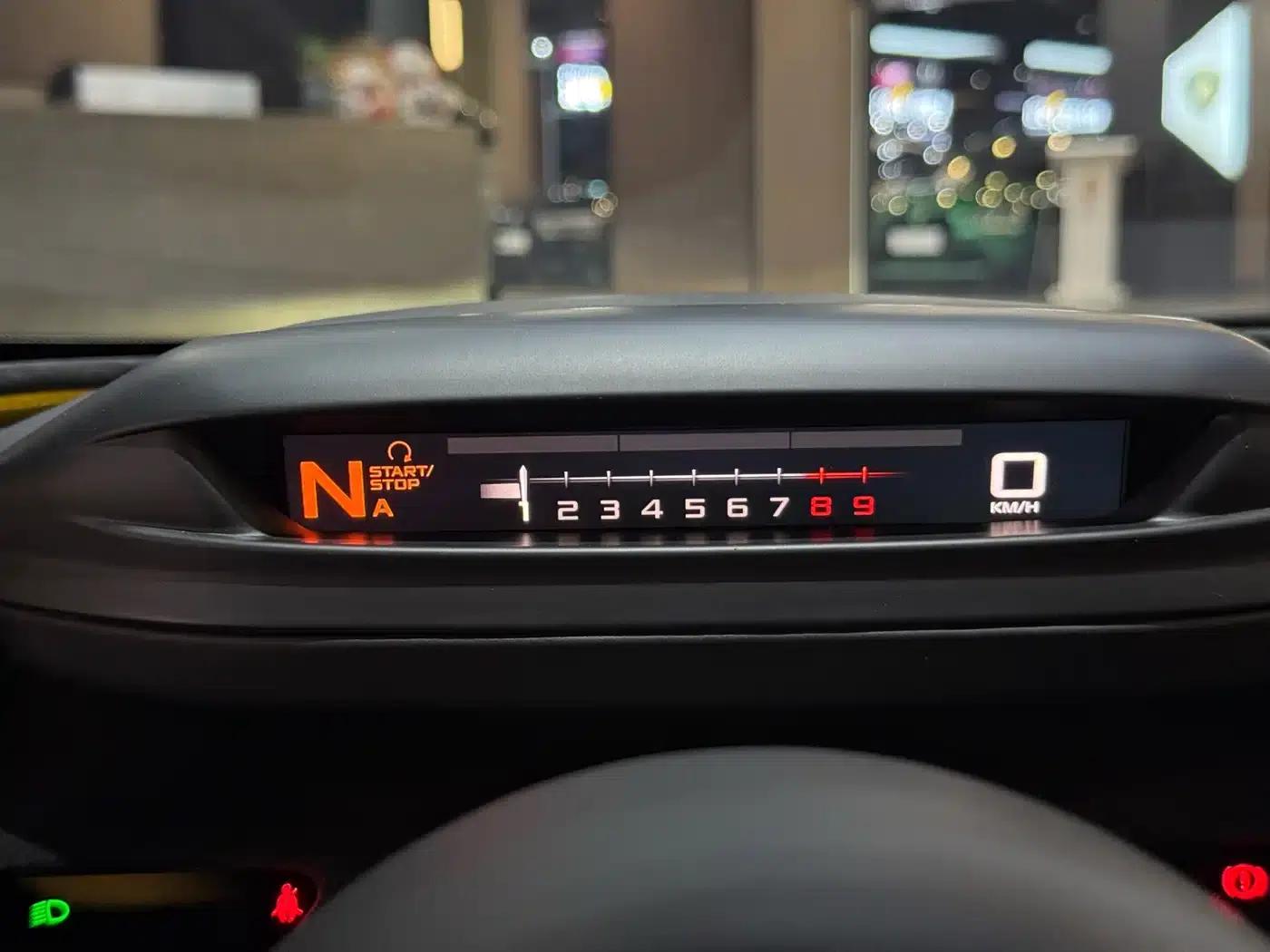 McLaren 720S 2019 4.0T Coupe — миниатюра 12