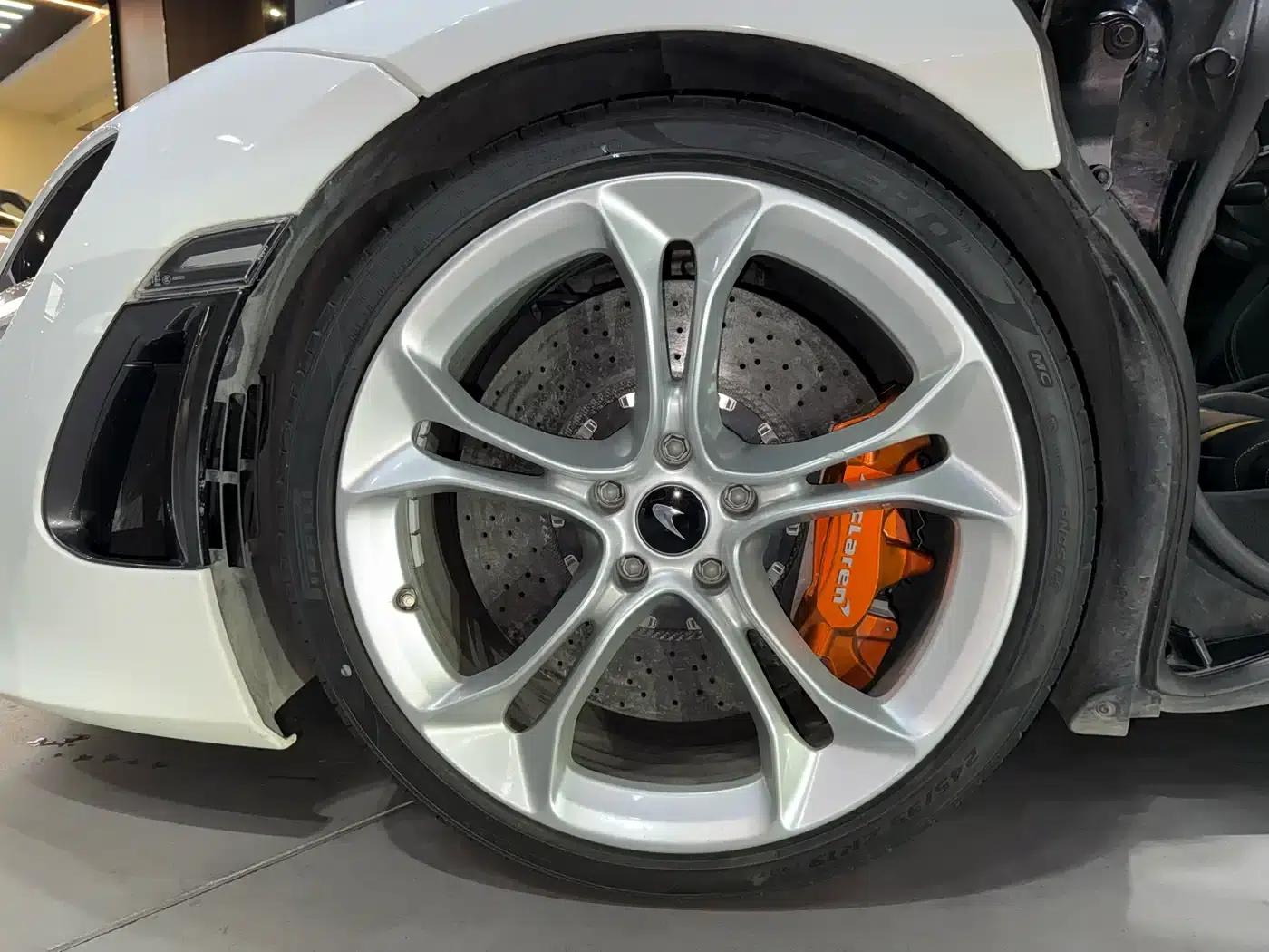 McLaren 720S 2019 4.0T Coupe — миниатюра 8