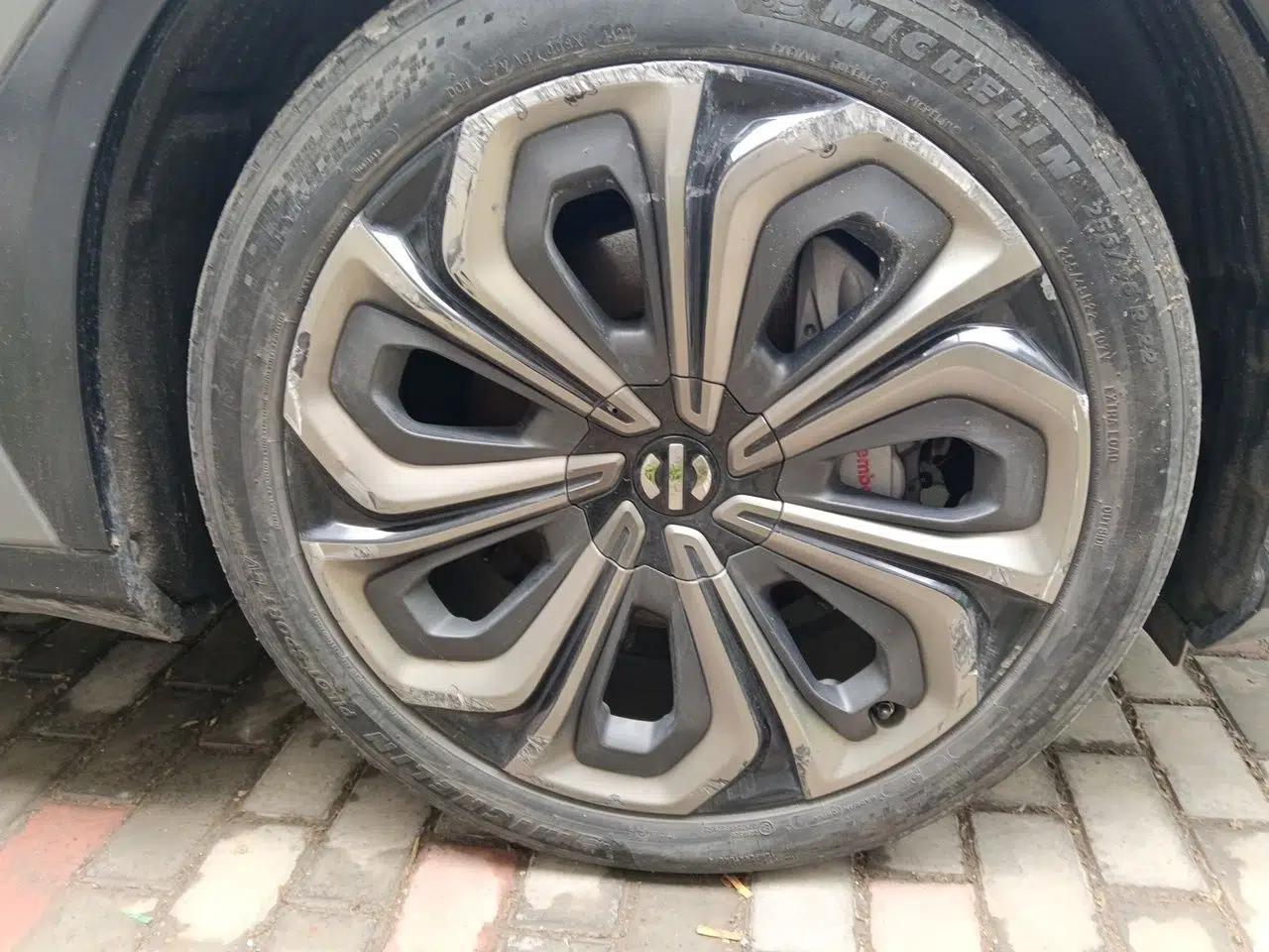 HiPhi X 2021 Founder Edition 6-seater — миниатюра 8