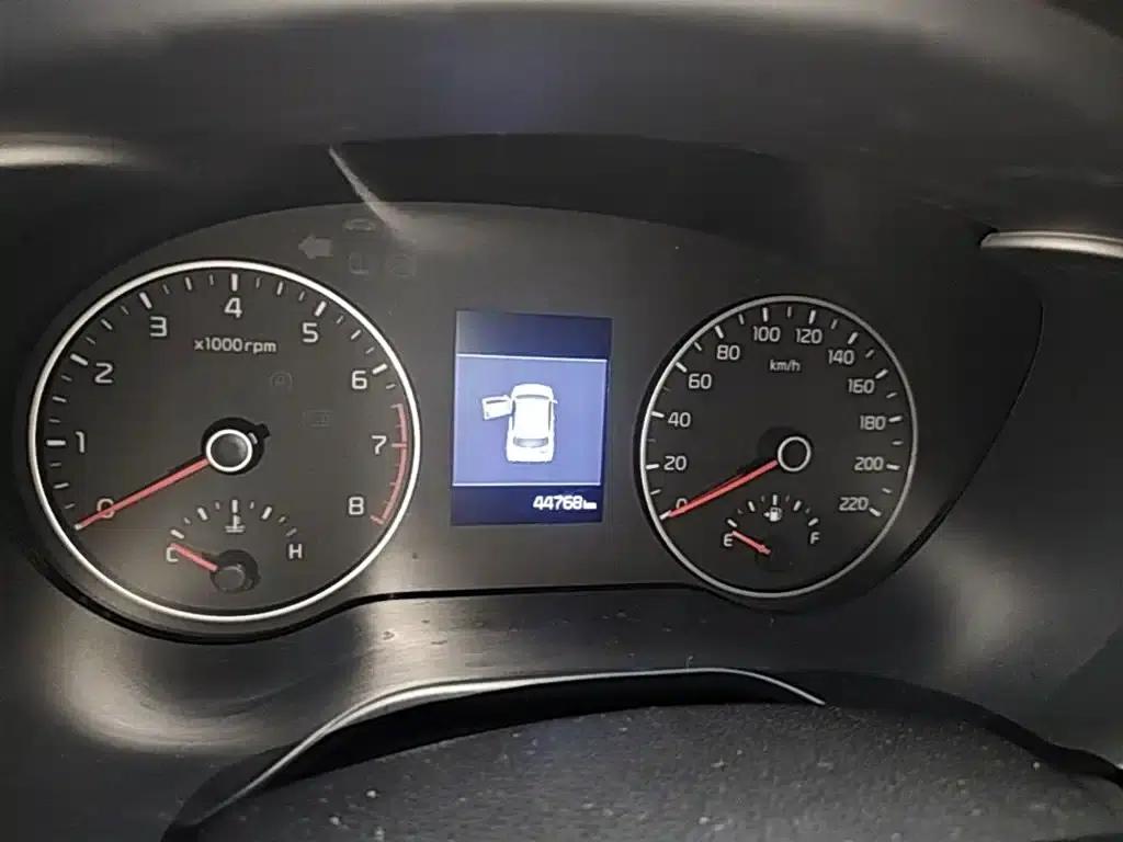 2017 KX CROSS 1.4L AT GLS — миниатюра 12