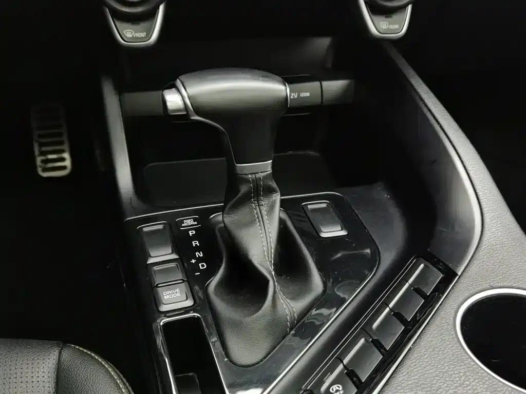 Kia KX7 2020 2.0T Automatic 2WD GLS 7-Seater — миниатюра 13