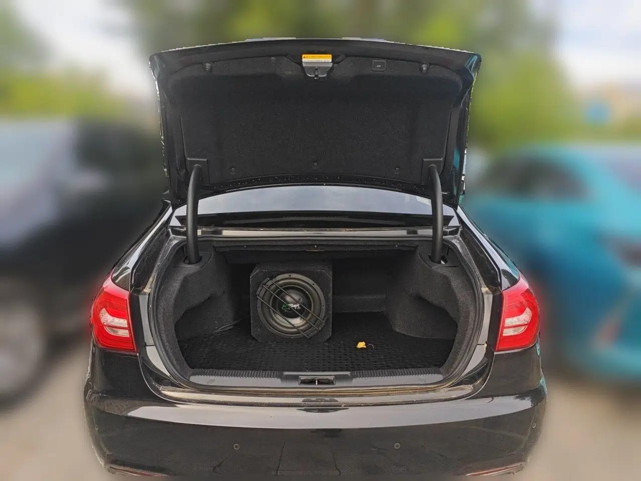 Hongqi H7 2015 2.0T Prestige Model — миниатюра 19