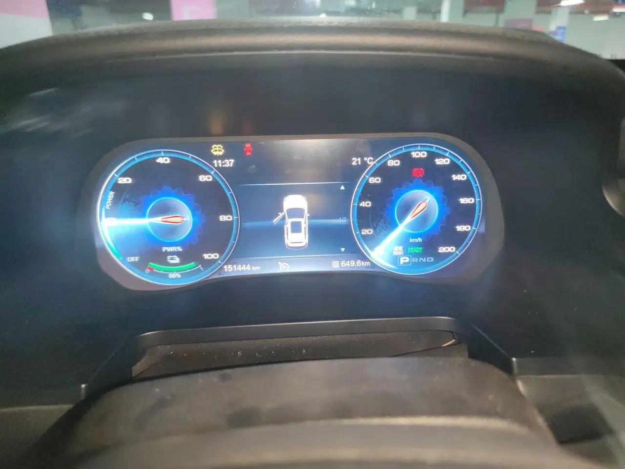 Hongqi E-HS3 2019 Zhilian Qiyue Two-Wheel Drive Version — миниатюра 11