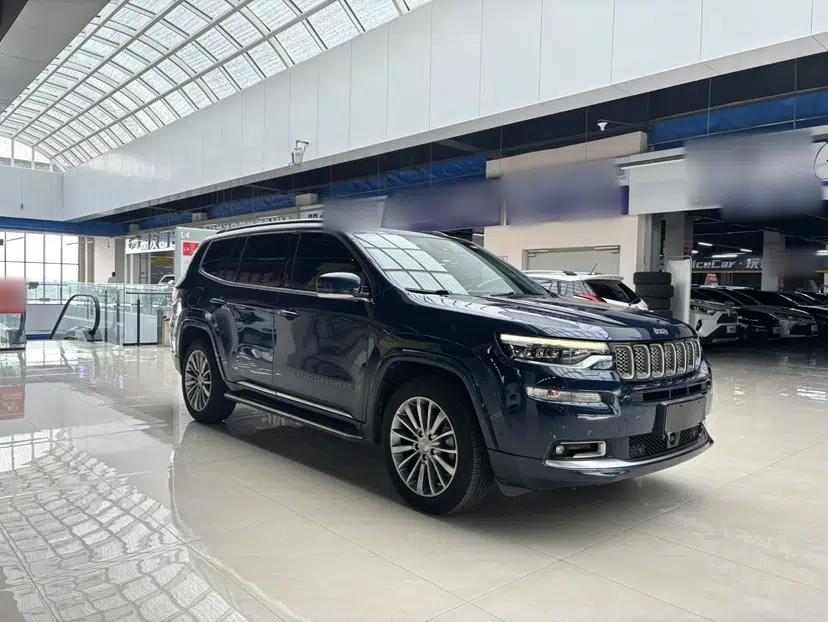 Jeep Grand Commander 2018 2.0T Four-Wheel Drive Luxury Edition China V Emission Standard — миниатюра 12