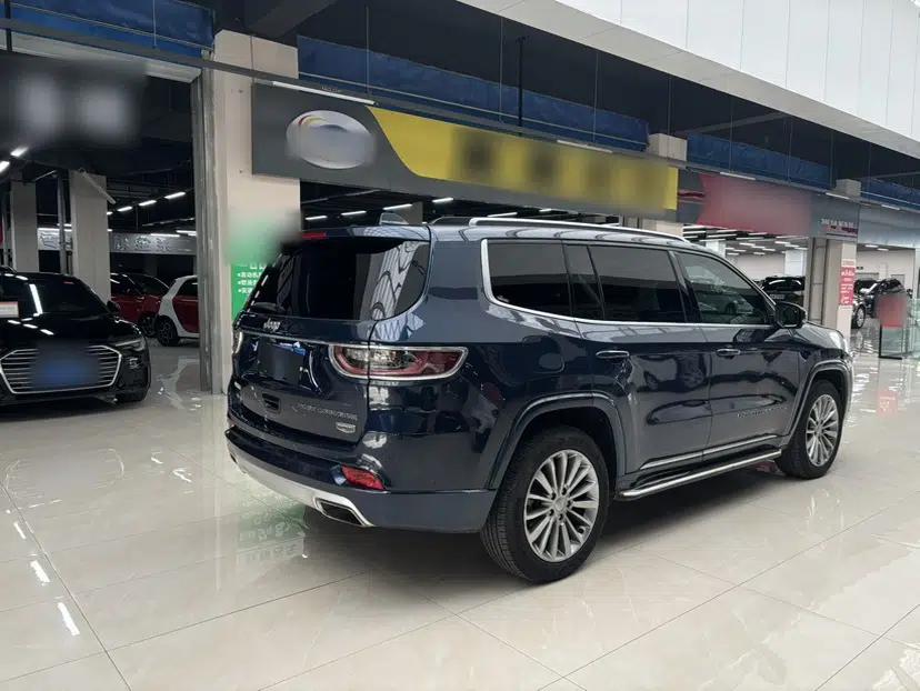 Jeep Grand Commander 2018 2.0T Four-Wheel Drive Luxury Edition China V Emission Standard — миниатюра 13