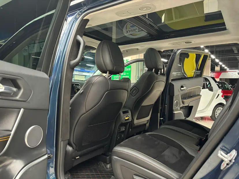 Jeep Grand Commander 2018 2.0T Four-Wheel Drive Luxury Edition China V Emission Standard — миниатюра 30
