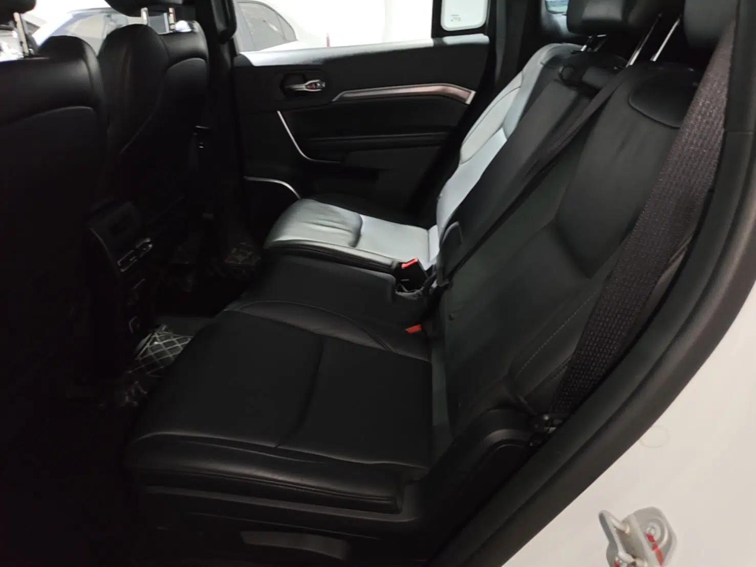 Jeep Commander 2018 2.0T Four-Wheel Drive Prestige Edition China V — миниатюра 25