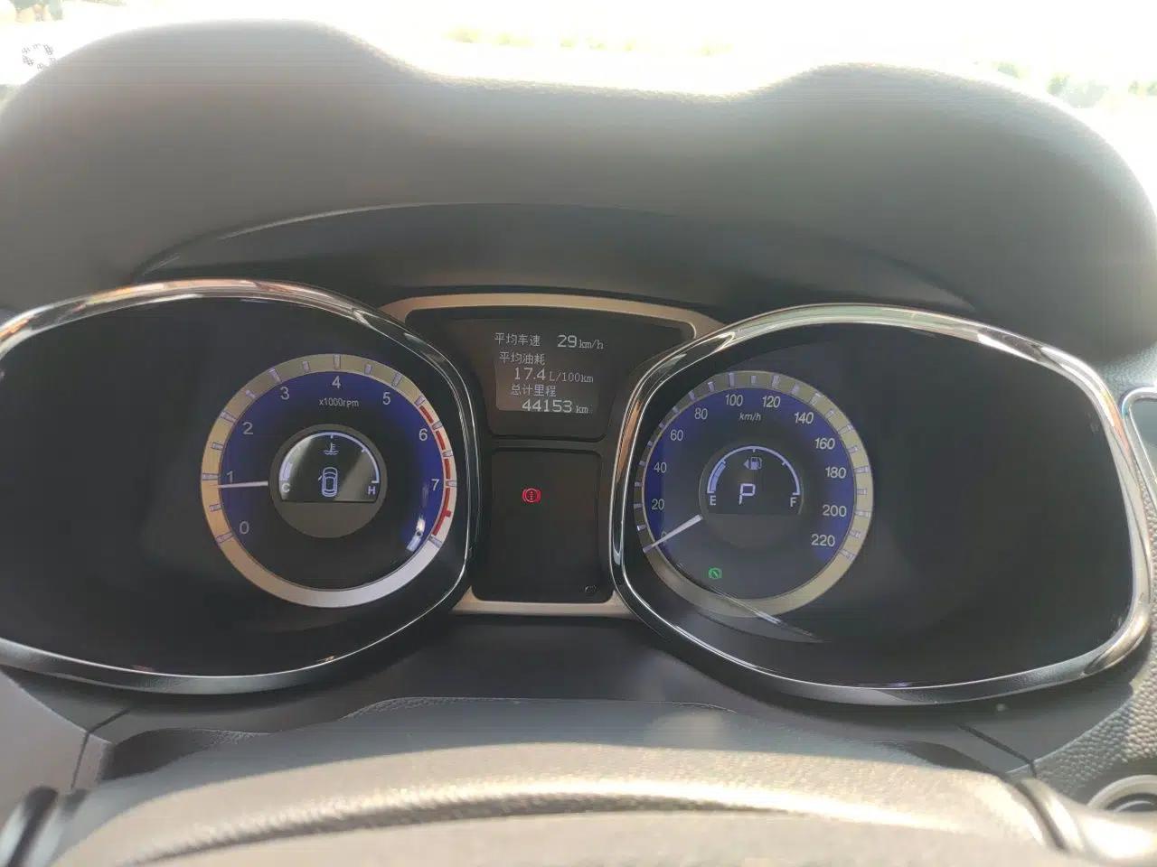 JAC Group Refine S5 2015 2.0T Automatic Luxury Edition — миниатюра 11