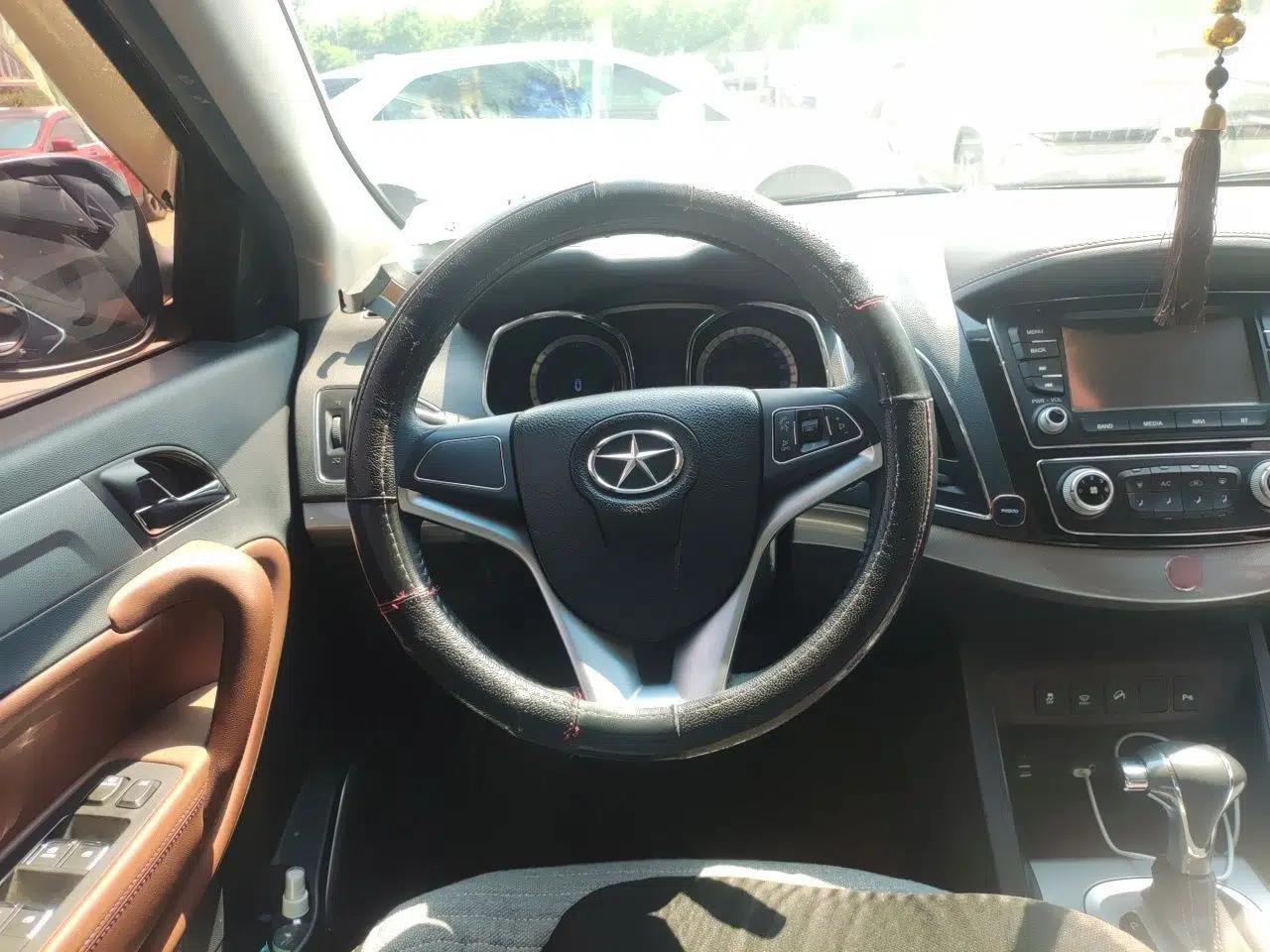 JAC Group Refine S5 2015 2.0T Automatic Luxury Edition — миниатюра 10