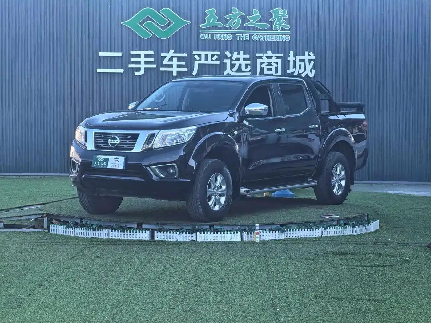 2017 Navara 2.5L Automatic 4WD Luxury Edition QR25 — миниатюра 1