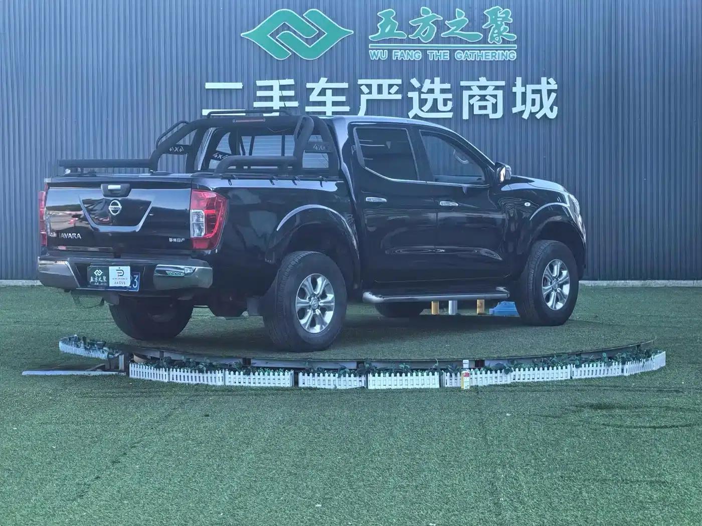 2017 Navara 2.5L Automatic 4WD Luxury Edition QR25 — миниатюра 20
