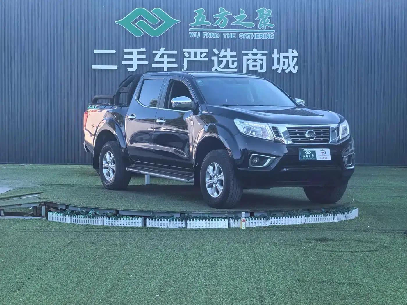 2017 Navara 2.5L Automatic 4WD Luxury Edition QR25 — миниатюра 3