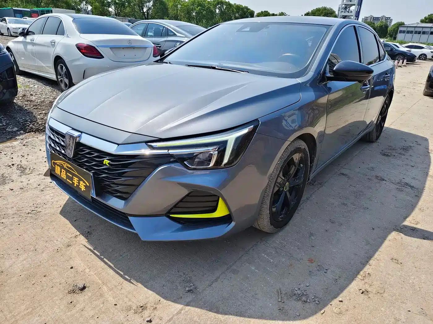 Roewe i6 MAX 2020 300TGI Automatic Cool Panoramic Sunroof Intelligent Driving Supreme Edition — миниатюра 3