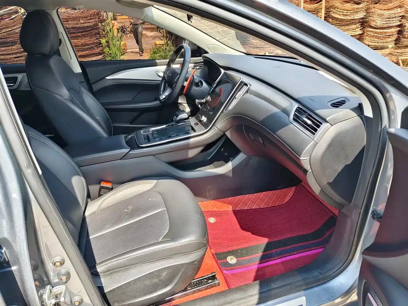 Roewe i6 MAX 2020 300TGI Automatic Cool Panoramic Sunroof Intelligent Driving Supreme Edition — миниатюра 7