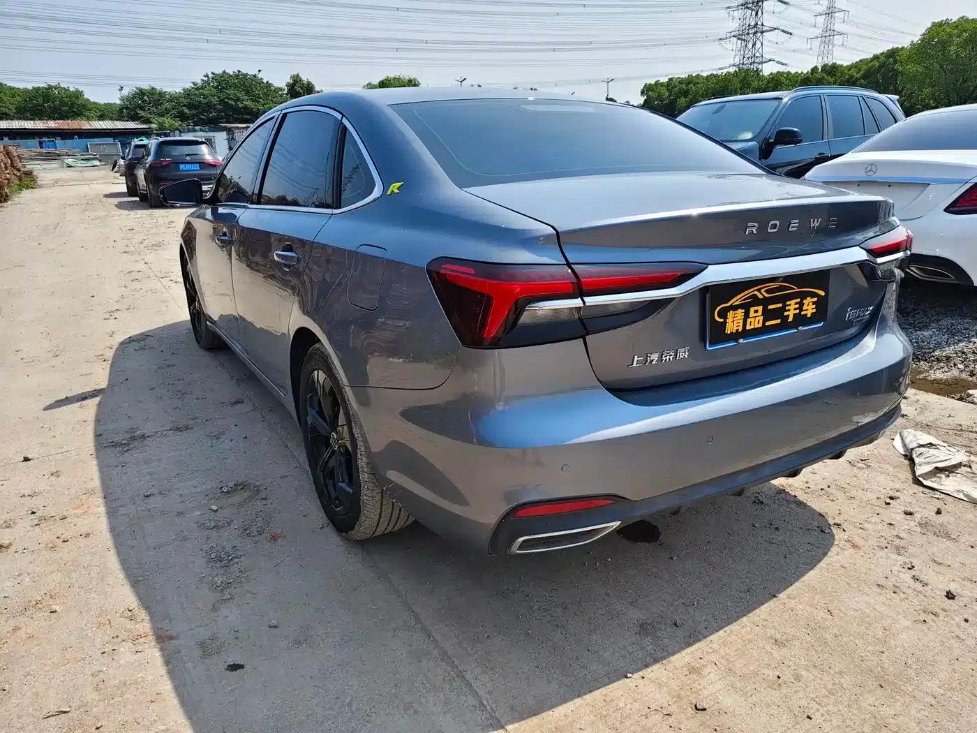 Roewe i6 MAX 2020 300TGI Automatic Cool Panoramic Sunroof Intelligent Driving Supreme Edition — миниатюра 9