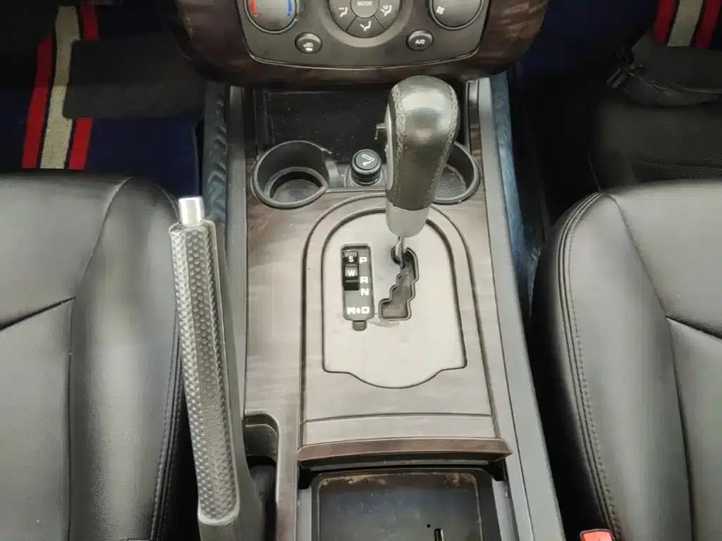 Roewe W5 2014 1.8T 2WD Automatic Shengyu Special Edition — миниатюра 14