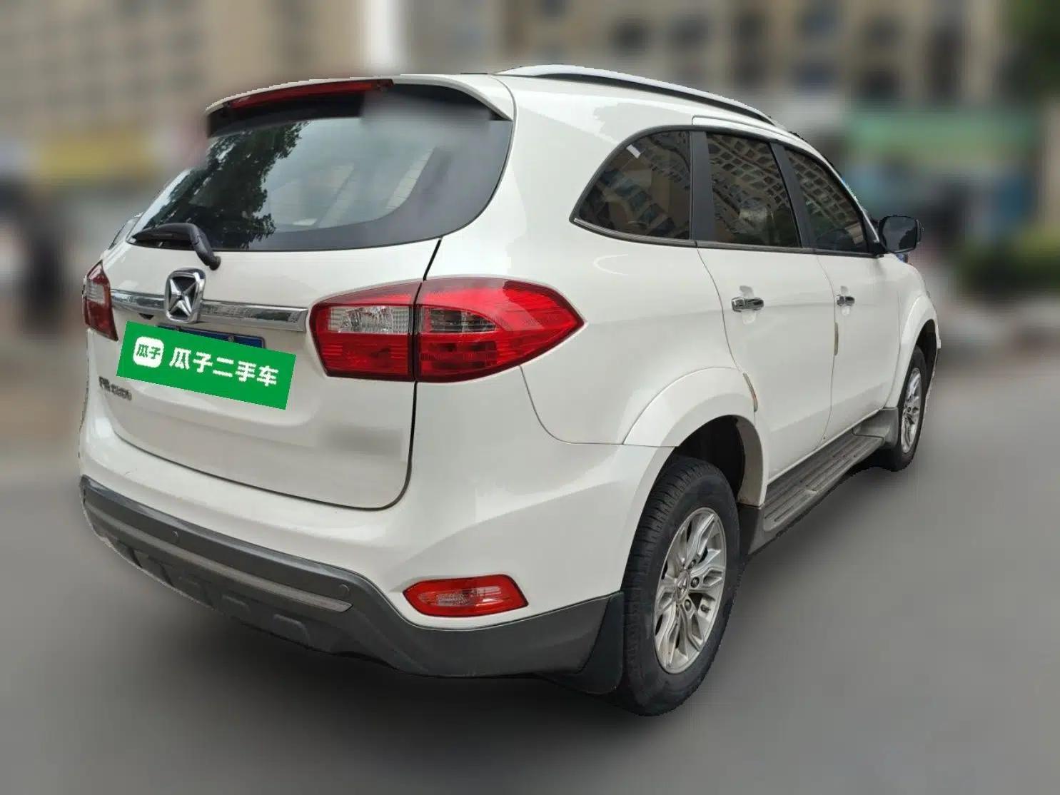 JMC Yusheng S350 2016 2.0T Automatic Two-Wheel Drive Gasoline Luxury Version with Sunroof 5 Seats — миниатюра 6