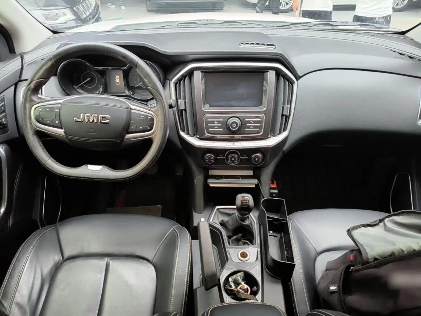 JMC Yuhu 7 2020 2.0T Diesel Manual 4x4 Comfort Edition Long Wheelbase China VI Emission Standard JX4D20A6L — миниатюра 12
