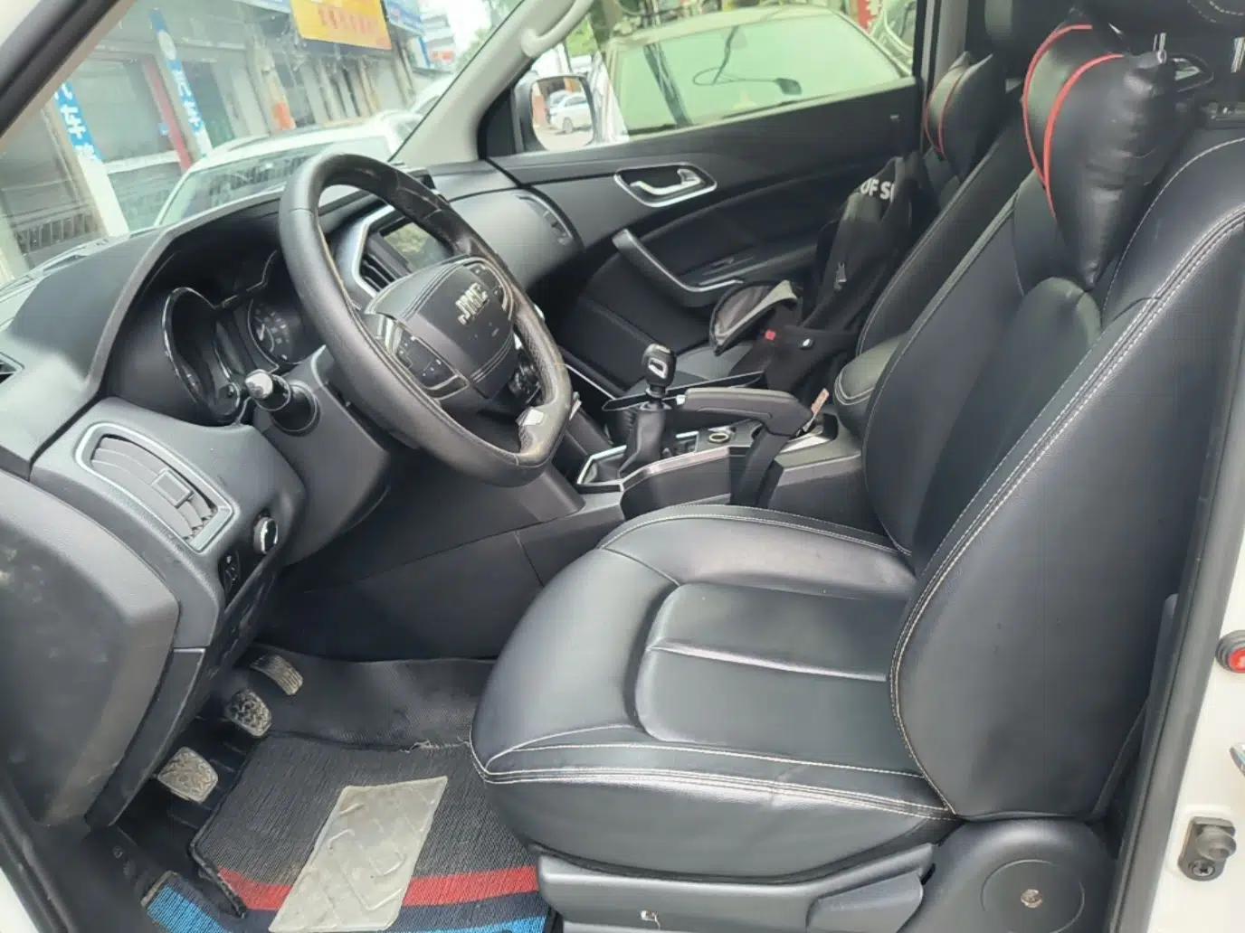 JMC Yuhu 7 2020 2.0T Diesel Manual 4x4 Comfort Edition Long Wheelbase China VI Emission Standard JX4D20A6L — миниатюра 17