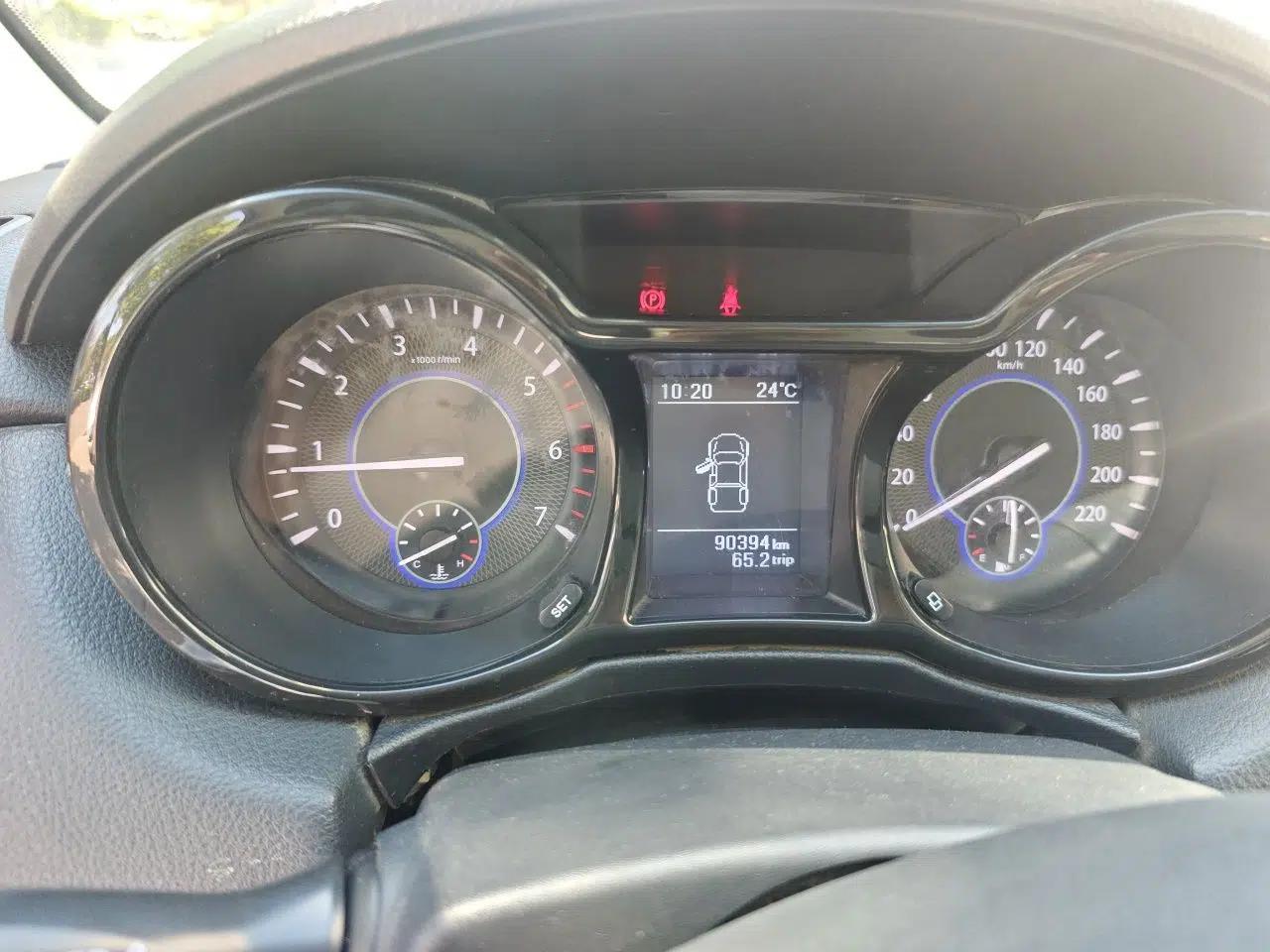 JMC Yuhu 3 2018 1.8T Gasoline 4x4 Advanced Long Wheelbase Model — миниатюра 11