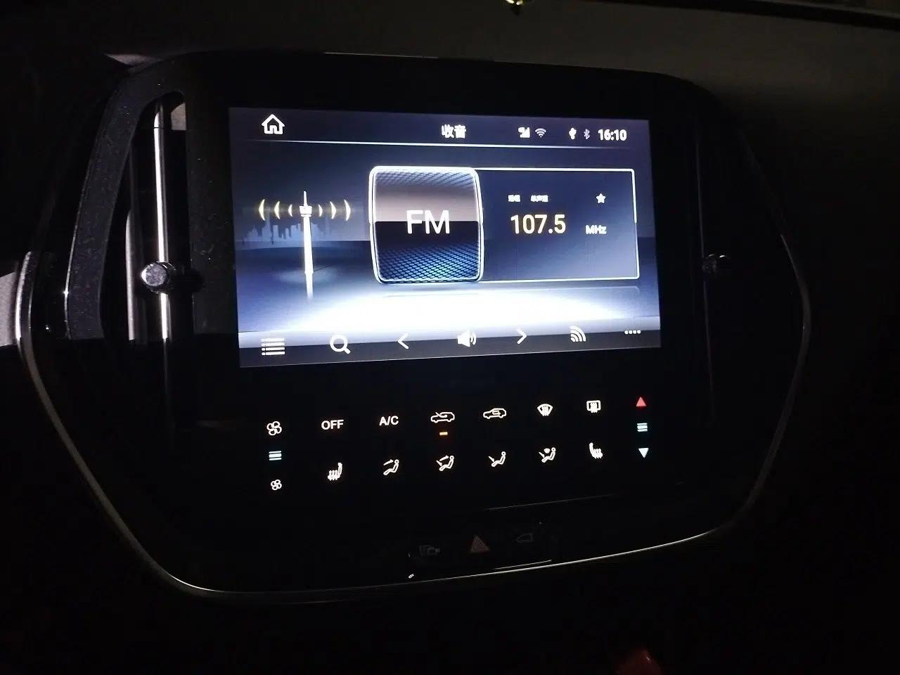 JETOUR X70 Coupe 2020 1.6T DCT CoolFuel 6-Seater — миниатюра 13