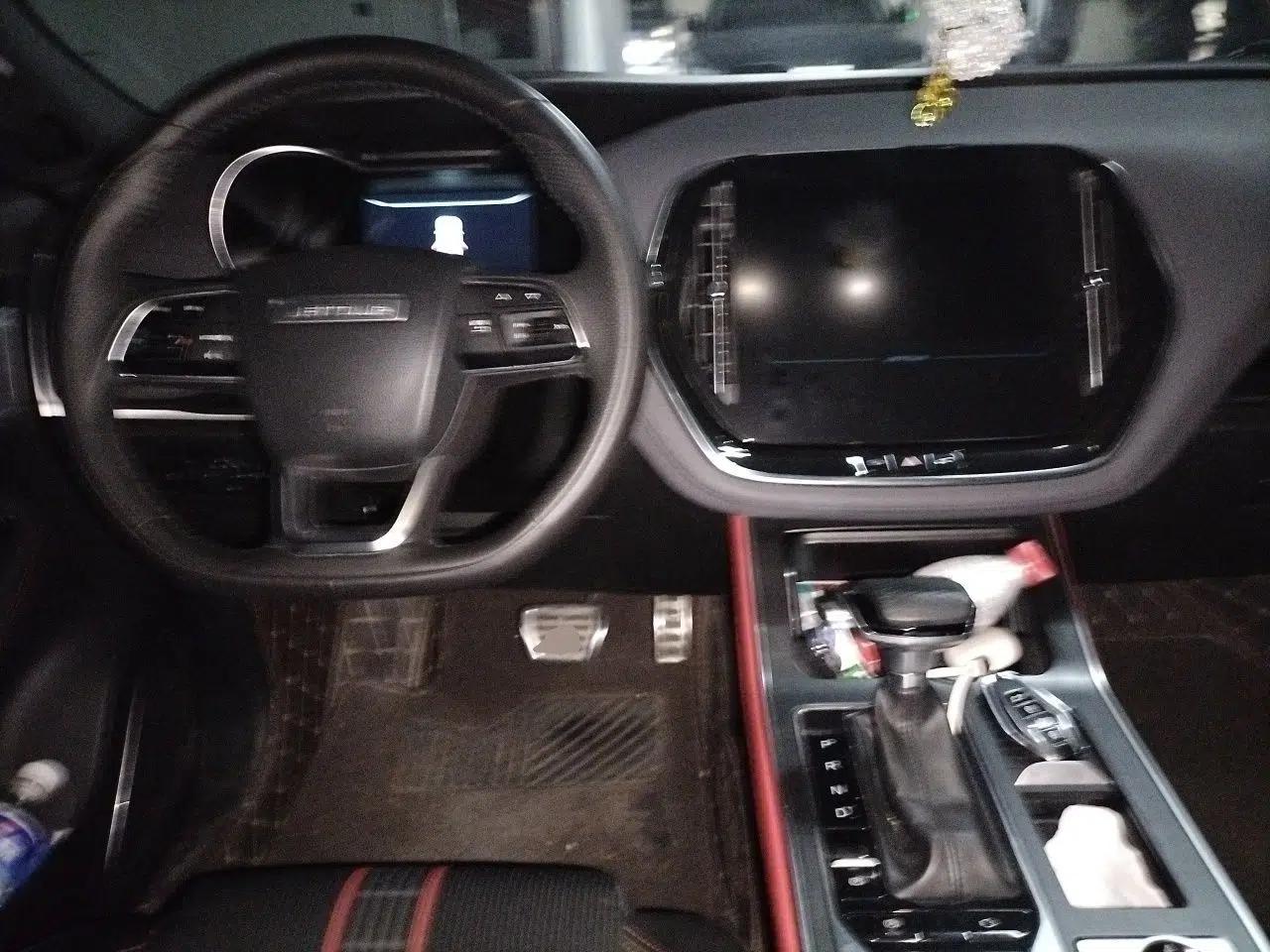 JETOUR X70 Coupe 2020 1.6T DCT CoolFuel 6-Seater — миниатюра 9
