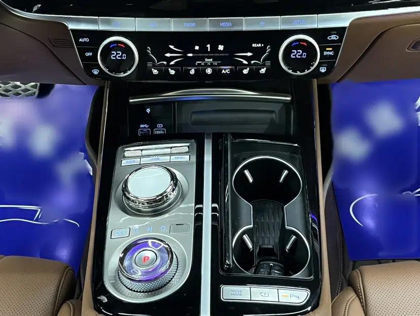Genesis G80 2023 2.5T Rear-Drive Luxury Edition — миниатюра 13