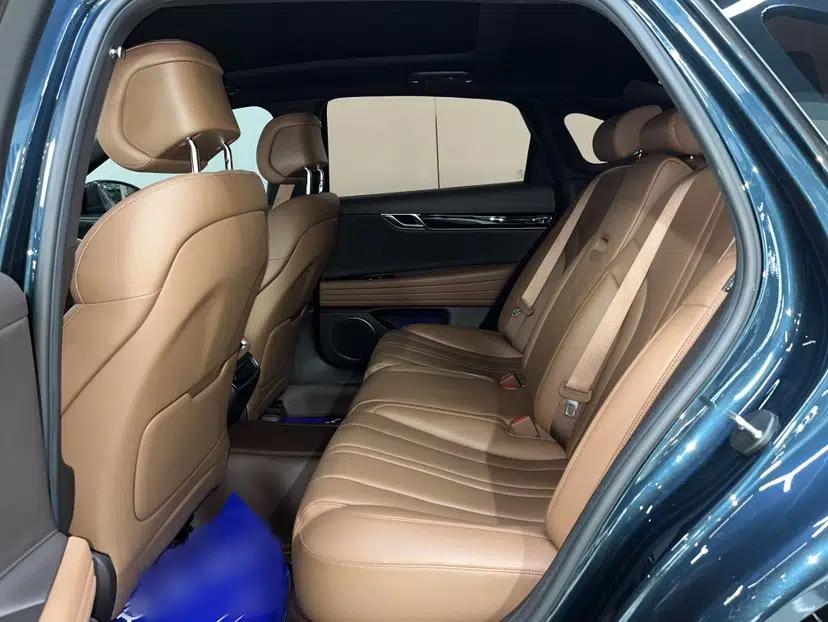 Genesis G80 2023 2.5T Rear-Drive Luxury Edition — миниатюра 15