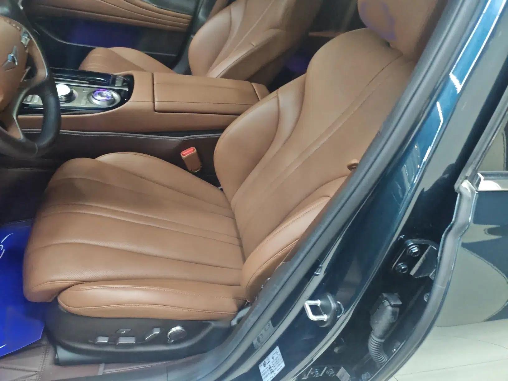 Genesis G80 2023 2.5T Rear-Drive Luxury Edition — миниатюра 10