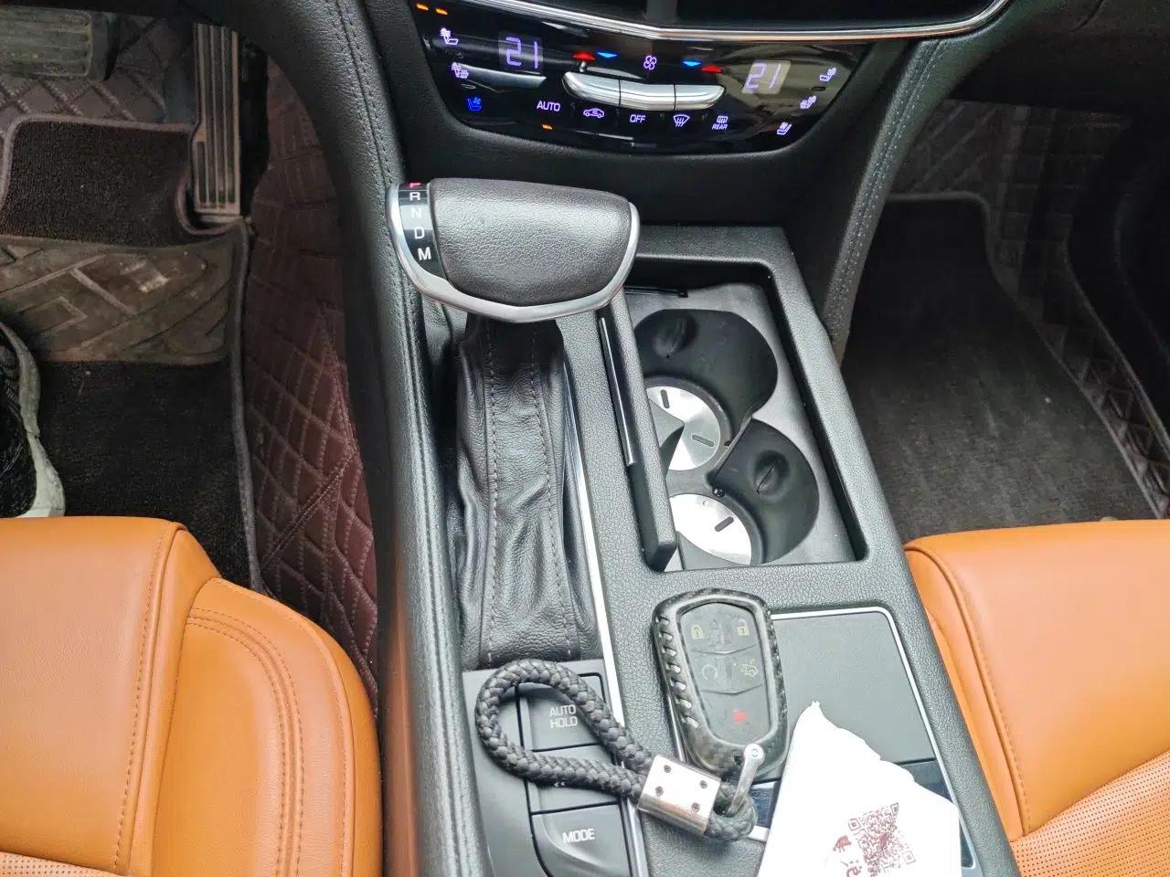 Cadillac CT6 PLUG-IN 2017 30E Premier Edition — миниатюра 14