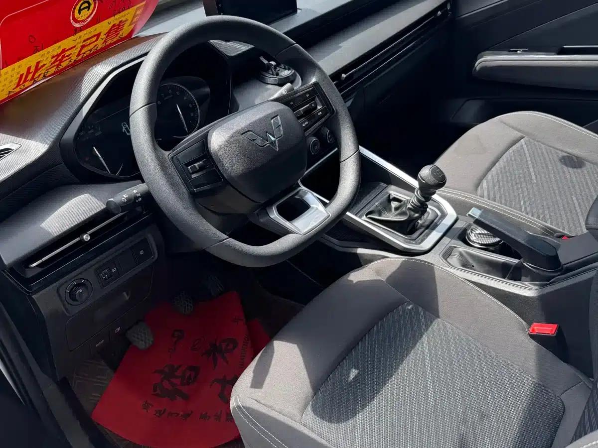 Wuling Xingchi 2022 1.5L Manual Comfort Model — миниатюра 6