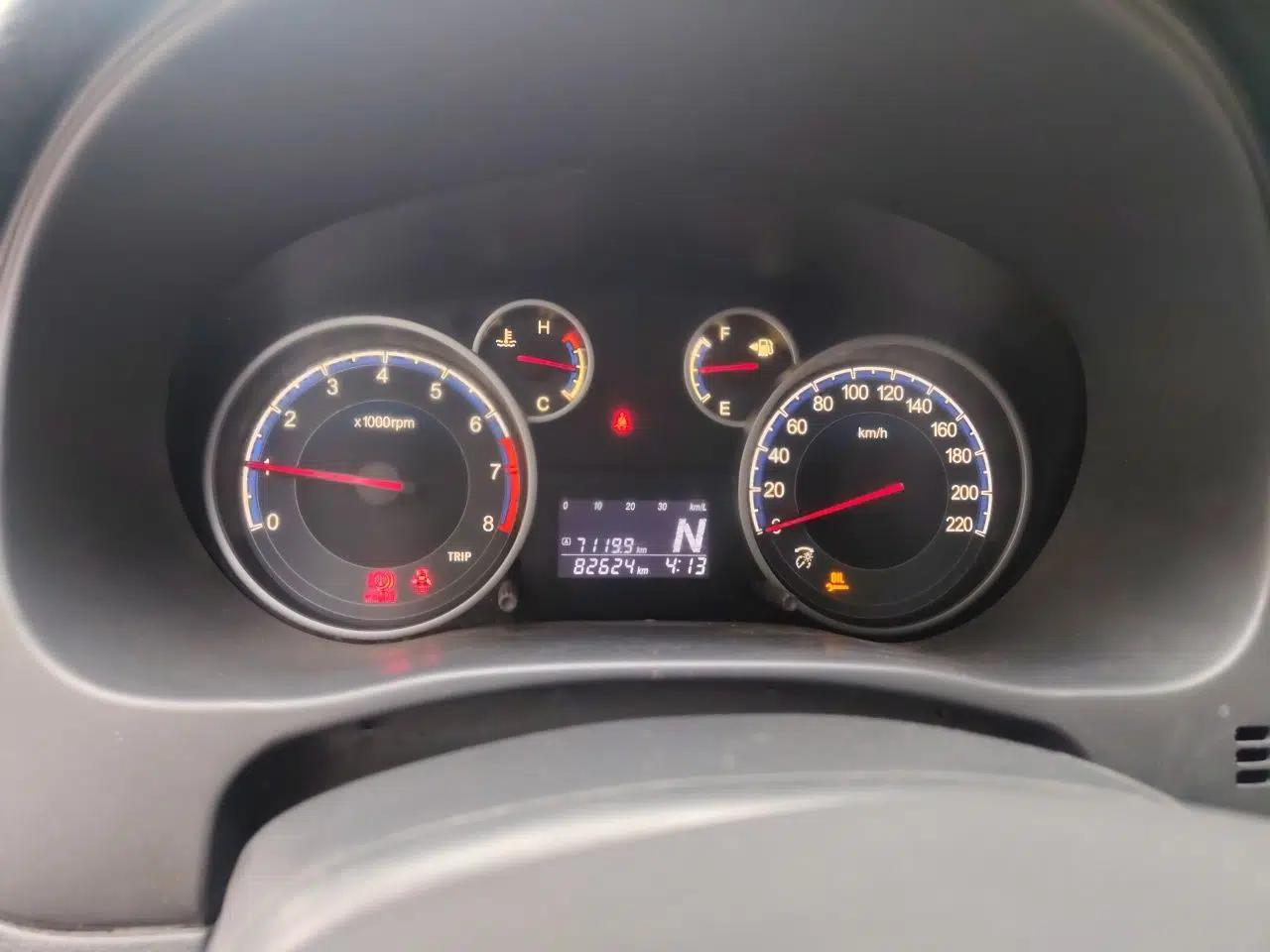 Suzuki SX4 2013 Koleos 1.6L Automatic Sport Model — миниатюра 11