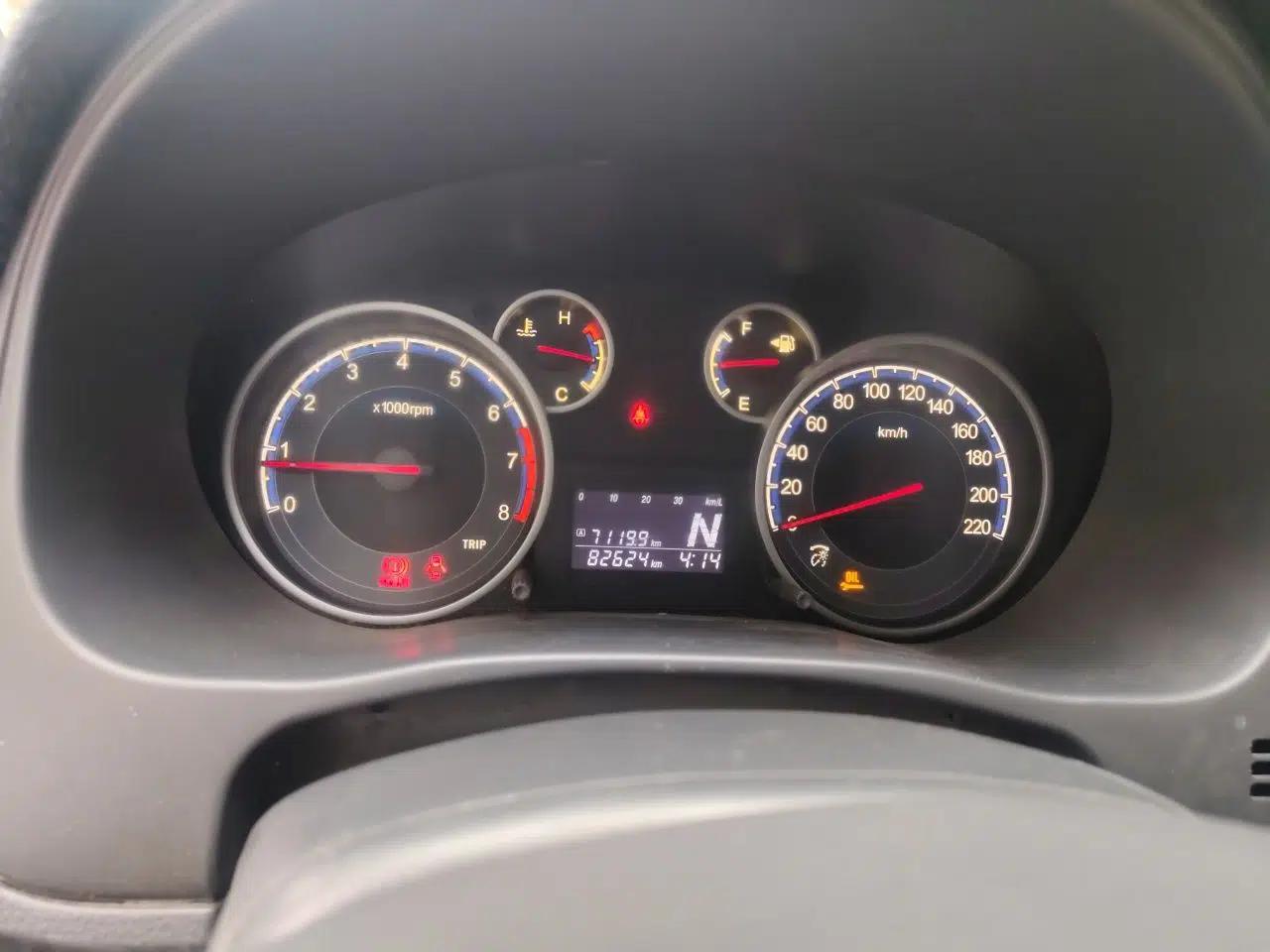 Suzuki SX4 2013 Koleos 1.6L Automatic Sport Model — миниатюра 12