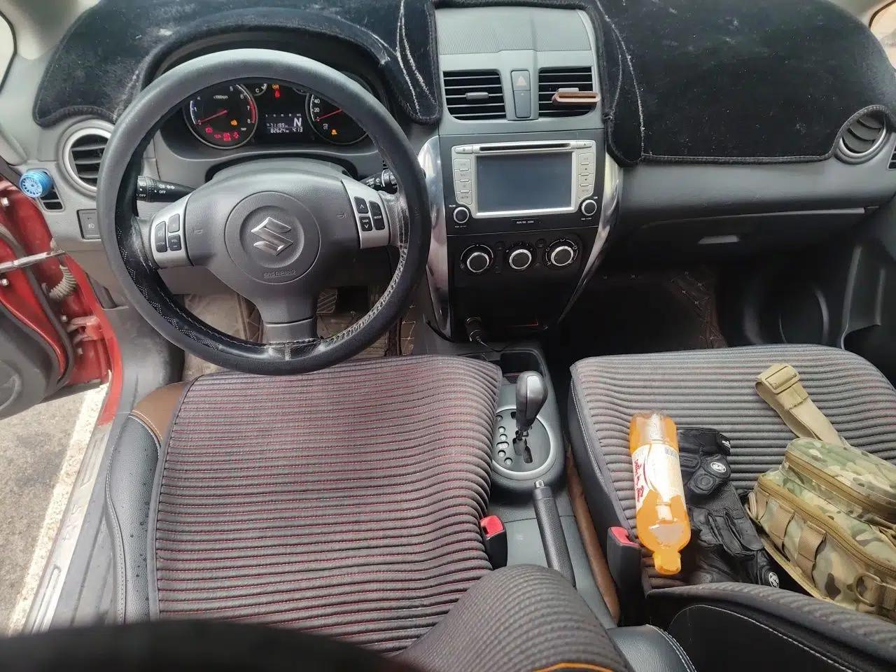 Suzuki SX4 2013 Koleos 1.6L Automatic Sport Model — миниатюра 9
