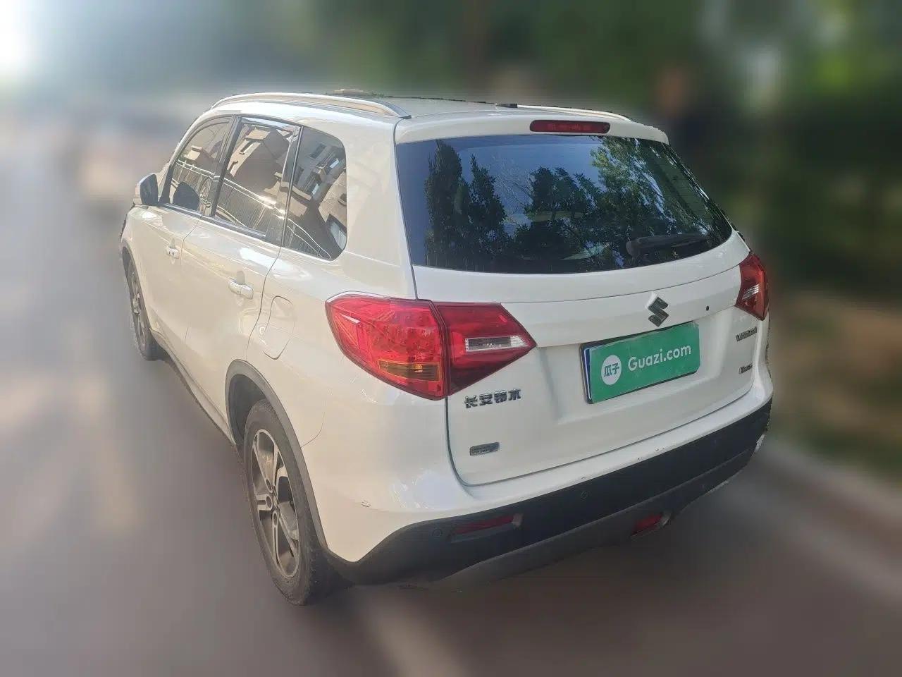 Suzuki Vitara 2016 1.4T Automatic Two-Wheel Drive Luxury Version — миниатюра 4